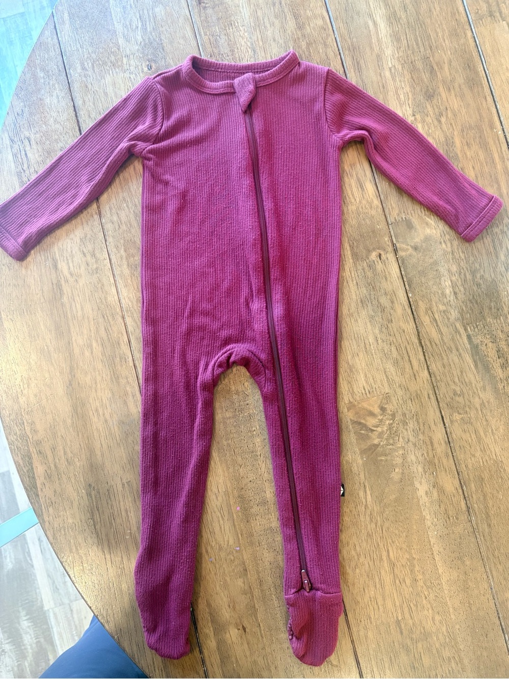 Kyte BABY Bamboo Burgandy Ribbed Footed One-Piece. Size 6-12 mos. EUC. Unisex.